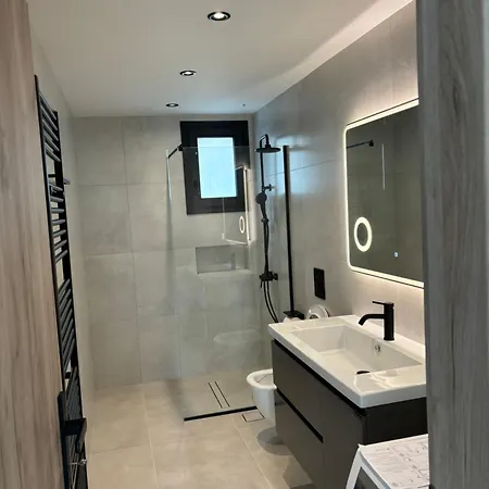 Tolis 2 Bdr Flat In * Sparta